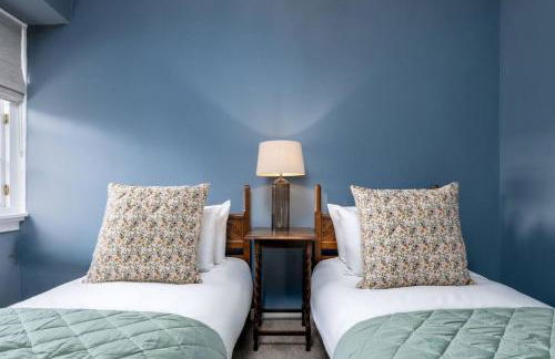 Elegant 3 Bed Apartment in Stirling Near Free Parking and Hill Views - Foto 33