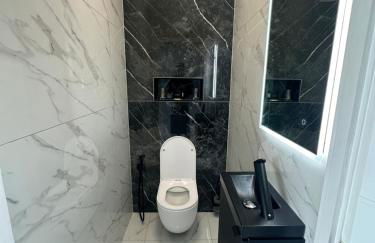 Luxurious & Elegant 6-Bed House - Foto 28