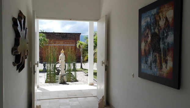 Entrada (vista interior)