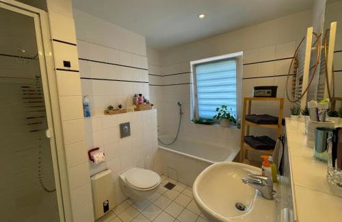 Checkpoint Charlie Apartment - Photo 26