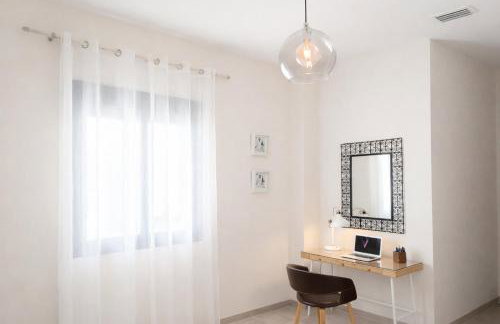 Teodosio Apartment FREE PARKING & CENTRAL AC - Photo 10