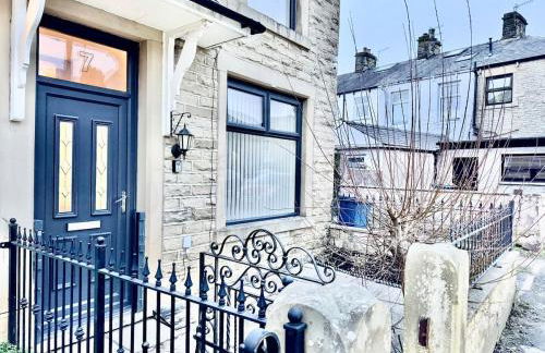 Comfortable 4BR House Ideal for Families & Workers - Foto 16