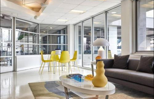 Modern 2bed 2 bath heart of Townson suite - Foto 10