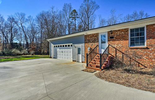 Ranch-Style Home 7 Mi to Downtown Greensboro! - Foto 25