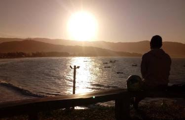 Casa aconchegante térrea à 3min de carro do centro e praia central - Foto 20