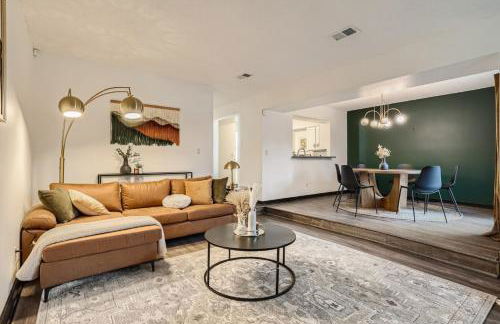 Modern Home In West Denver 15 Min Close To Downtown - Photo 20