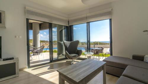 Luxury Pinada Beach - Foto 2