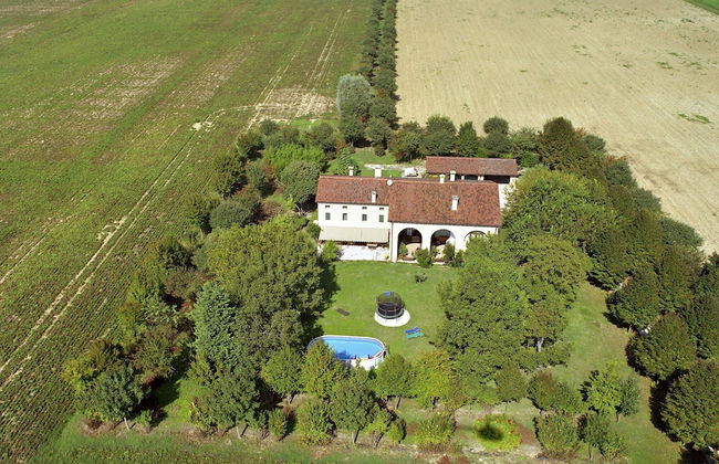 The Mulberries Three Bedroom and two Bathroom Apartment - Foto 12