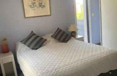 Agréable et lumineuse maison t4 air conditionné piscine jacuzzi parking - Foto 12