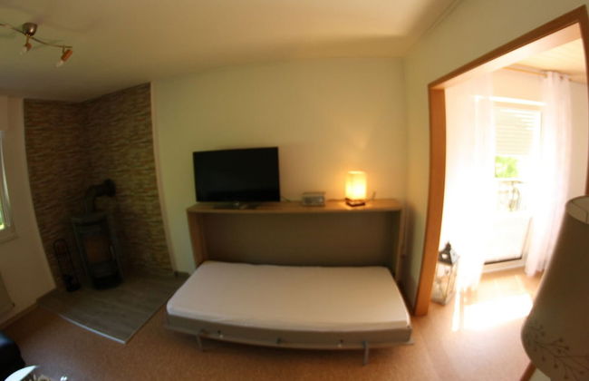 Garden-view Apartment in Heringhausen Lake City Centre - Photo 15