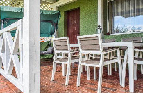 4 Bedroom Gorgeous Home In Nowe Warpno - Foto 10