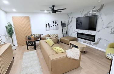 Private 3BR Home - Hot Tub, Yard, Arcade & Parking - Foto 57