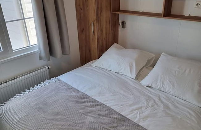 Cottage in Zeeland Near the Beach - Photo 3