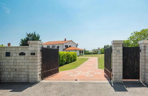 Gorgeous Home In Sumber With Sauna - Foto 20