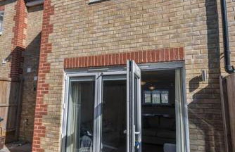 Beach Mews - Modern townhouse with patio and private parking - Photo 19