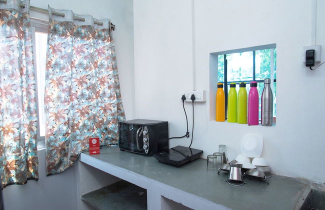 OYO 14227 Home Lake View Stay Brahmpol - Foto 14