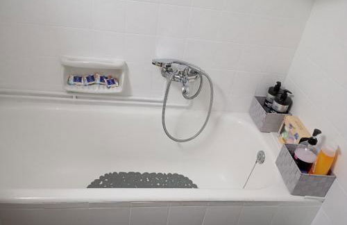 Ηome & Garden with parking close to Olympic Stadium - Foto 50