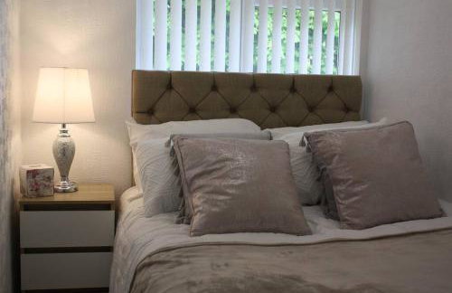 Gorgeous 3 bed House In Milton Keynes - Photo 57