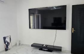 Modern Hillside Retreat with Panoramic Views - Foto 34