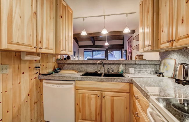 Alpine Meadows Peak 15 Min to Commons Beach - Photo 5