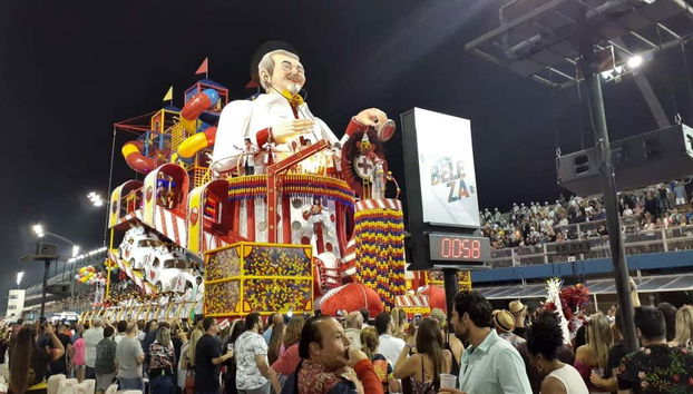 Sao Paulo Carnival Parade VIP Area Experience - Foto 4