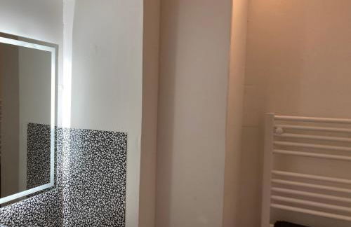 A4 Premier étage spacieux et lumineux - Photo 10