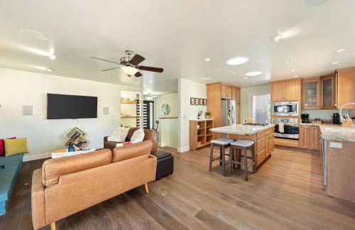 Azure Grove - Pebble Beach Tranquility for a Family of 8 - Foto 10