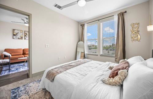 Stylish 1BR Retreat with Pool & Gym - Foto 23