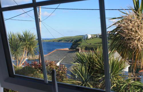 Seafarers - Coastguard Cottage with sea views, garden and parking - Foto 21