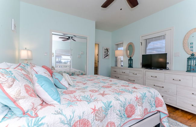 Serenity By the Sea - Great Views in Treasure Island - Foto 33