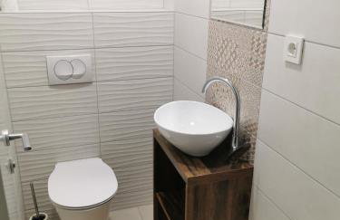 CITY CENTER PEARL #new#free reserved parking in garage elevator direct access#business and pleasure#city view&balcony&sunny&cafes&markets&tram#city center#working room#2 toliets#2 bedrooms - Photo 36