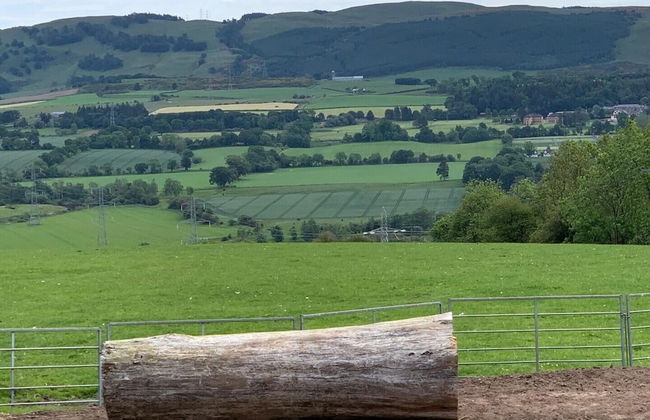 Woodhead Shepherds Hut - Sleeps 2 - Mailer Farm - Foto 9