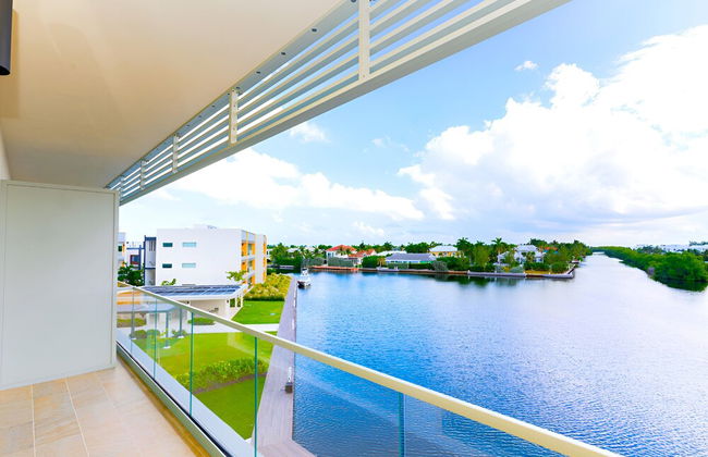 Cayman Luxury Rentals at One Canal Point - Foto 41