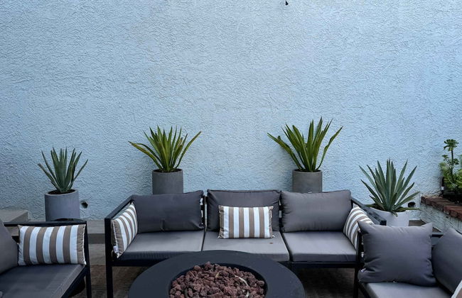 Hollywood Hills Sunset Strip Home w Hottub - Photo 52