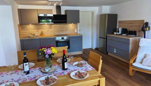 Frankenherz-Apartments - Premium Wohnung mit Terrasse, nahe Playmobil-Funpark & zur Messe, Self-Check-In - Foto 1, stove, toaster