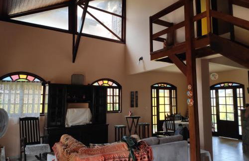 Cabo Frio, Piscina de frente pro Mar, Pé na areia - Foto 2