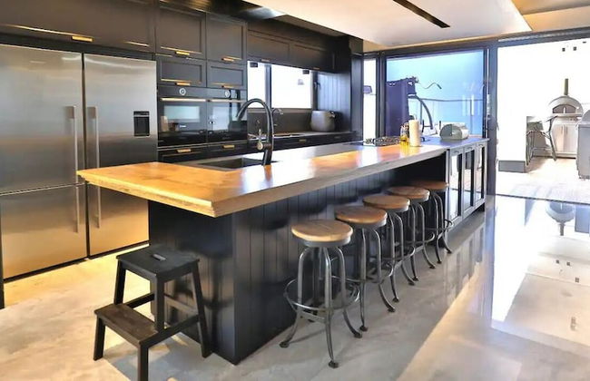 Deluxe Beachfront 3BR Penthouse - Foto 14