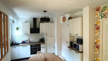 Le Rez des Arcades - T2 en RDC hypercentre - Foto 2