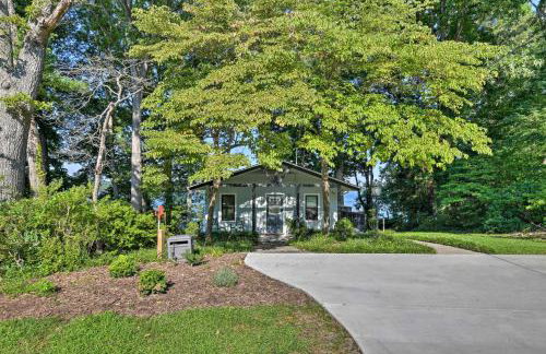 Dreamy Lake Norman Cottage with Panoramic Lake Views - Foto 42