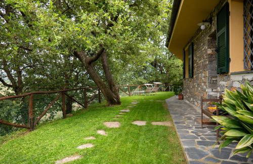 HOST4U - BORGATA VALLONE Apartments with Stunning Garden and Parking - Foto 61