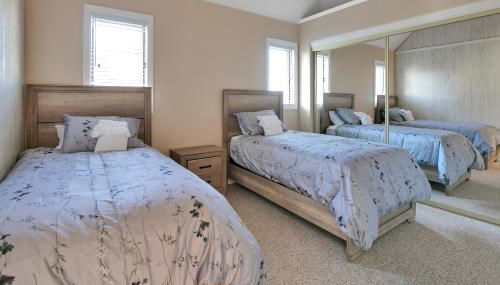 Steps to beach, restaurants, Wharf, Boardwalk, shops, pet friendly, fast Wifi, Lighthouse - Foto 5