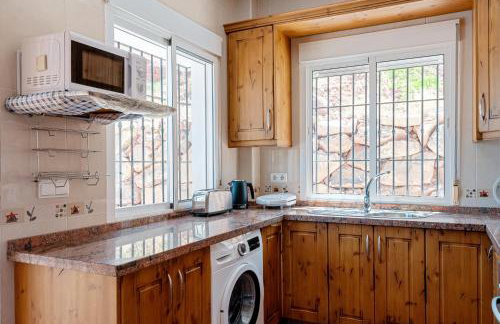 Sunset El Tejar - Photo 27