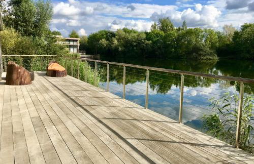 Luxury Lakeside House at Lakes by Yoo - Photo 3