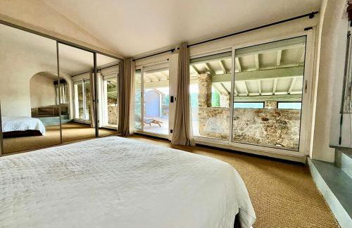 Farmhouse With Cathedral Lounge And Sauna In Pines - Foto 12