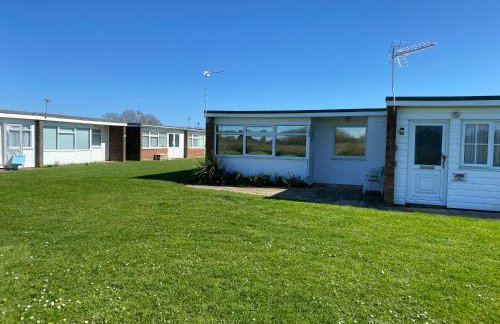 East Coast Chalets 300 Dog friendly at California Sands - Foto 35