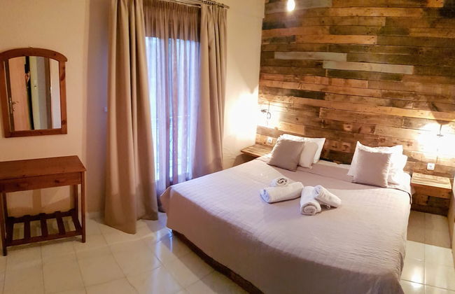 Anemos Hotel - Photo 6