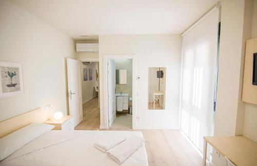 Apartamentos Plaza de Santiago - Estudios Turisticos - 1 LLAVE - Foto 38