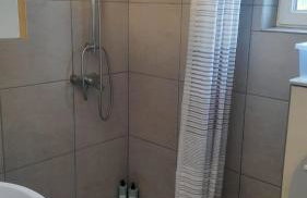 Het rustige huisje in de velden met wifi , leidingwater,enz - Photo 27
