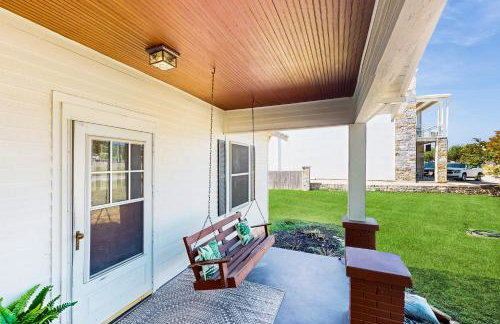 Walkable 1900s Home with Porch in Downtown Buda - Foto 1