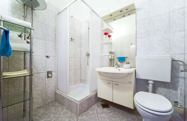 Deluxe Two-bedroom Apartment With a Jacuzzi Large Terrace With Garden - Foto 11